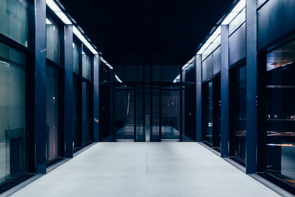 Centro de datos con servidores que almacenan terabytes y petabytes
